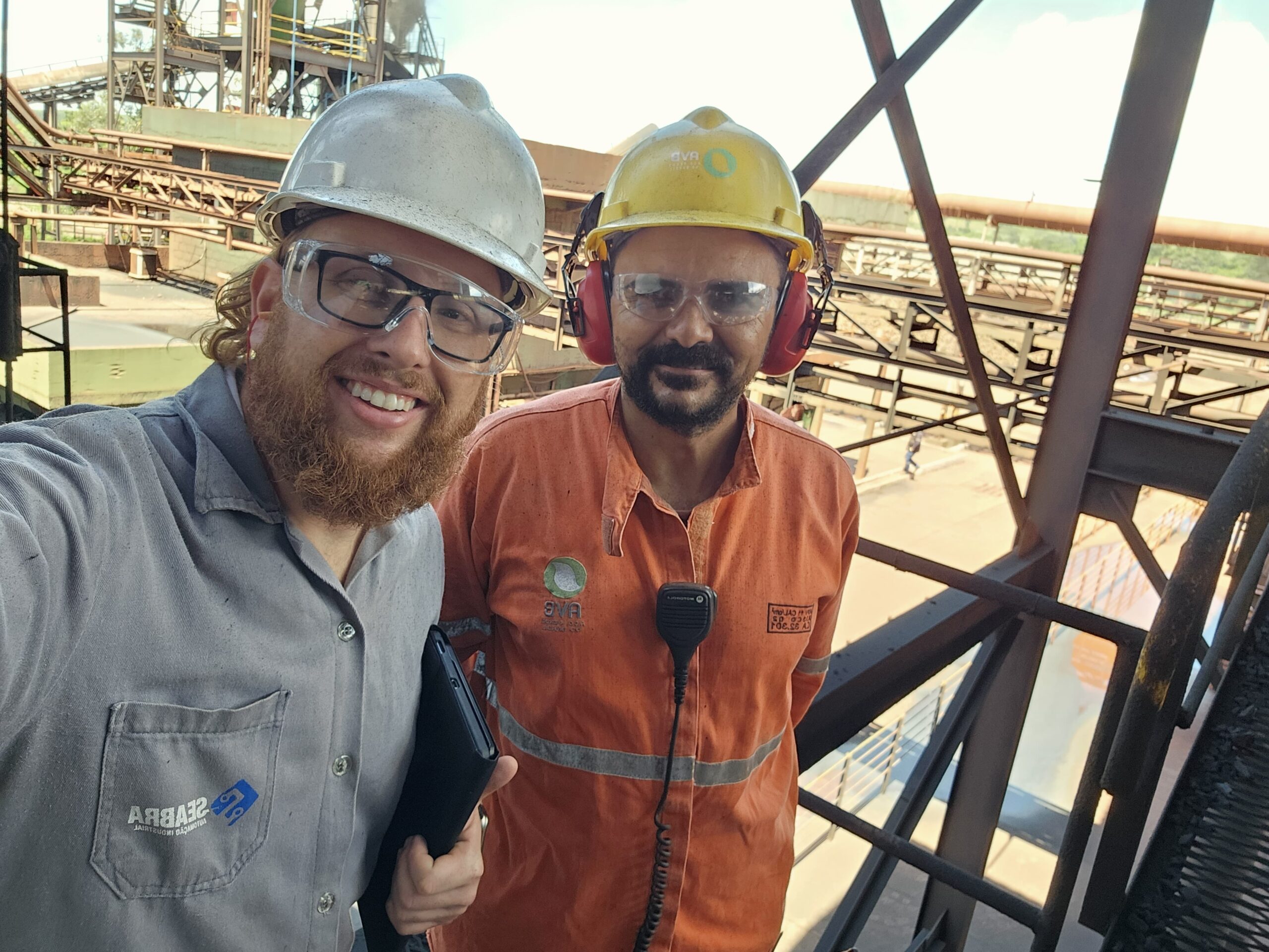 Aço Verde do Brasil — Automação do Alto Forno Maria 2 Equipe da SEABRA em acompanhamento técnico no Alto-Forno 2 da AVB