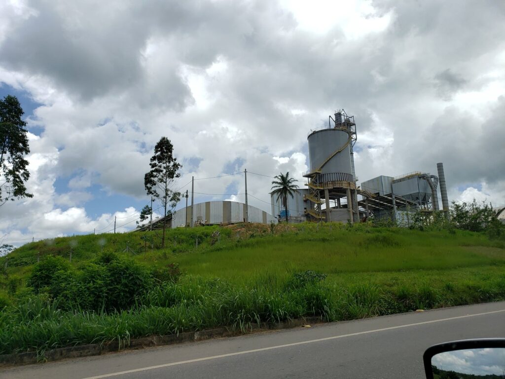 Painéis e automação da moagem de cimento da Valobras — unidade